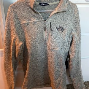 North Face Pull Over
